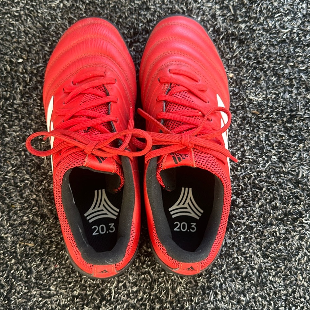 New Adidas COPA 2.3 size 6 1/2 red Soccer shoes